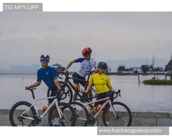 户外运动热潮来袭露营骑行路亚钓鱼成新风尚 户外运动热潮来袭露营骑行路亚钓鱼成新风尚